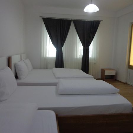 Hotel Rio Priştine Dış mekan fotoğraf
